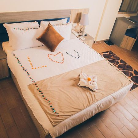 Jewel Green Mountain Hotel Kairo Bagian luar foto